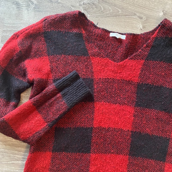 Maurices Plaid Sweater - Picture 3 of 4